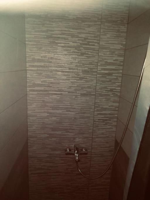 Minimal & Cozy Στουντιο Με Δωρεαν Χωρο Σταθμευσησ カヴァラ エクステリア 写真